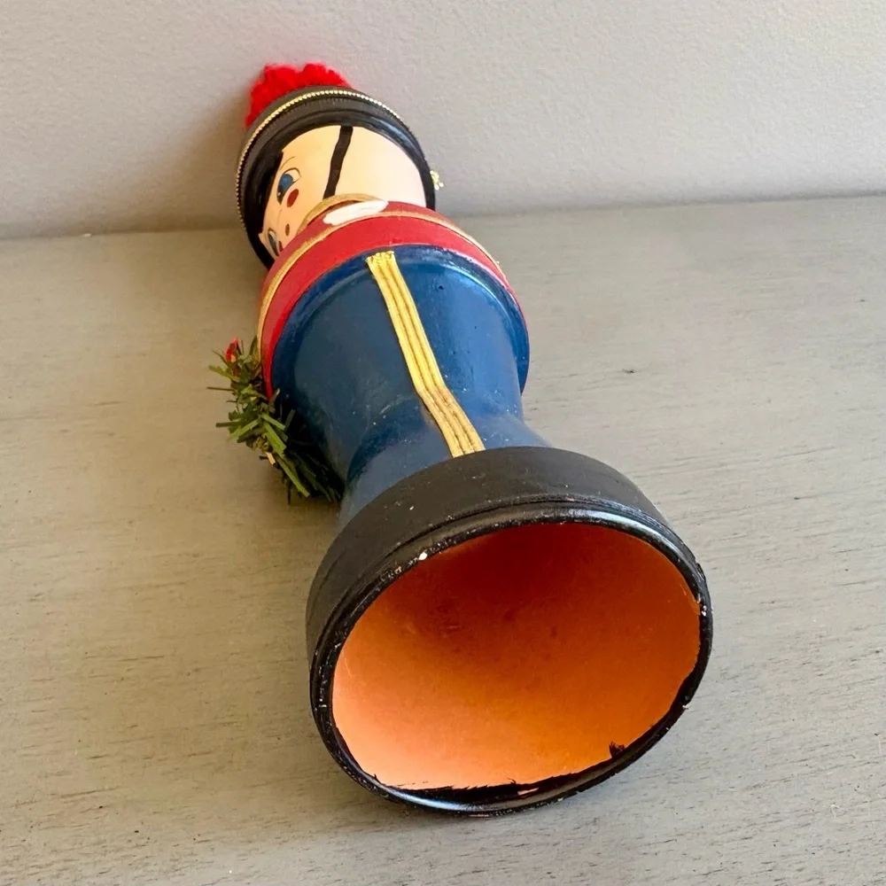 VTG Handcrafted Nutcracker Christmas Painted Ceramic Pots Wreath Holiday 13.5
